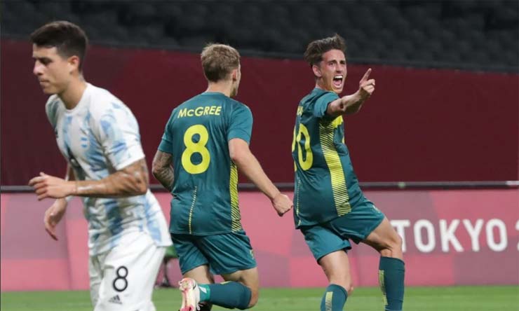 Kết quả bóng đá Olympic ngày 22/7: Argentina thua sốc Australia - Ảnh 1.