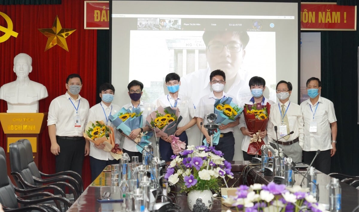 Tiết lộ học sinh Việt Nam duy nhất đạt HCV Olympic Toán quốc tế: Ấn tượng từ tên đến thành tích - Ảnh 2.