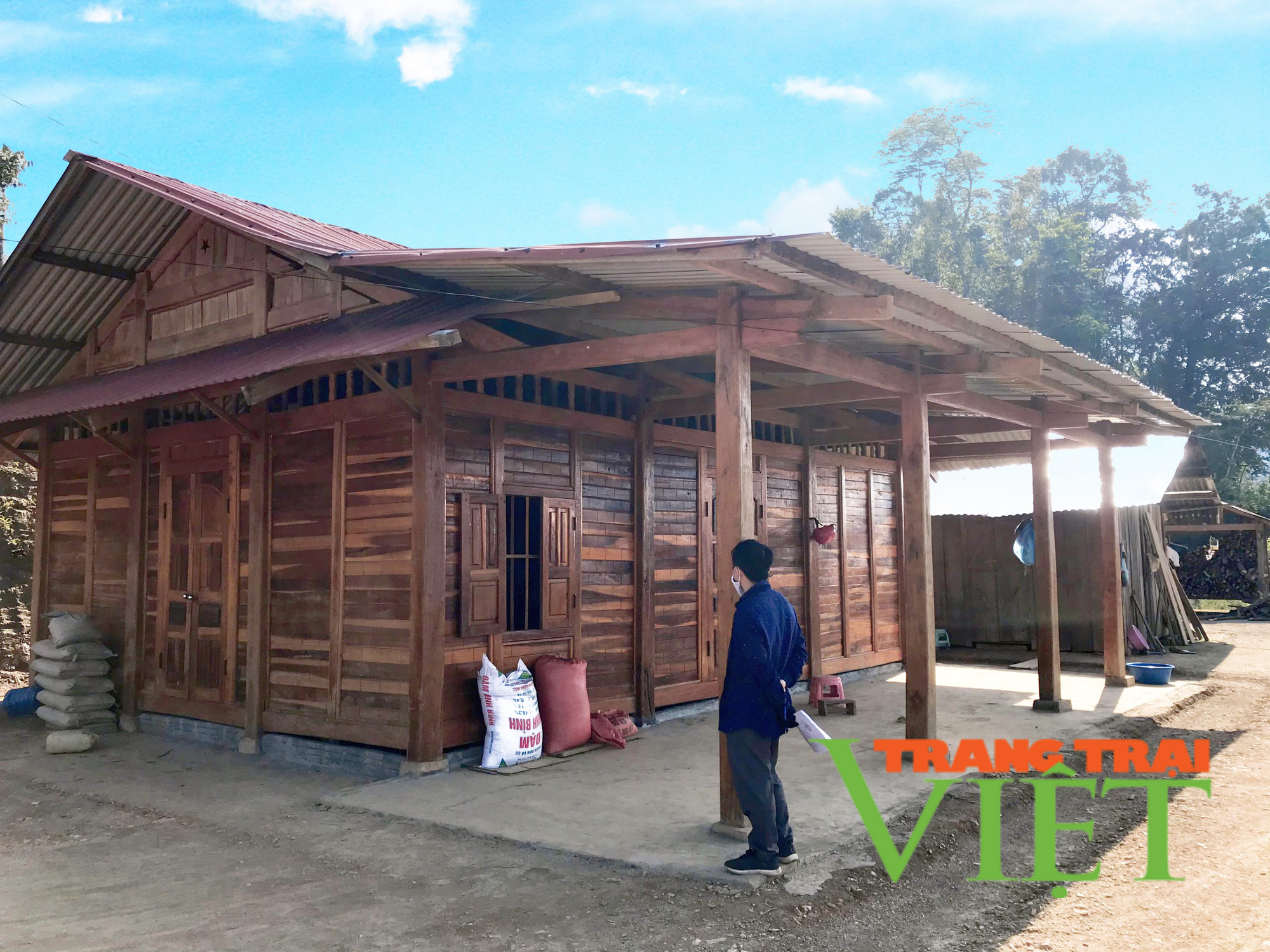 Lai Châu: Huyện Nậm Nhùn chủ động di rời dân ra khỏi vùng có nguy cơ lũ quét và sạt lở - Ảnh 1. Lai Châu: Huyện Nậm Nhùn chủ động di rời dân ra khỏi vùng có nguy cơ lũ quét và sạt lở - Ảnh 1.