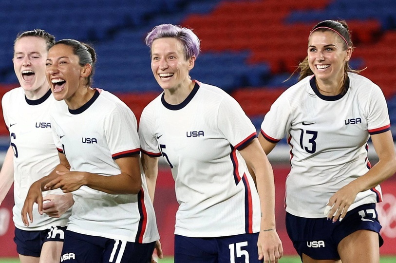 Alex Morgan: Cầu thủ xinh nhất ở bán kết bóng đá nữ Olympic 2020 - Ảnh 1.