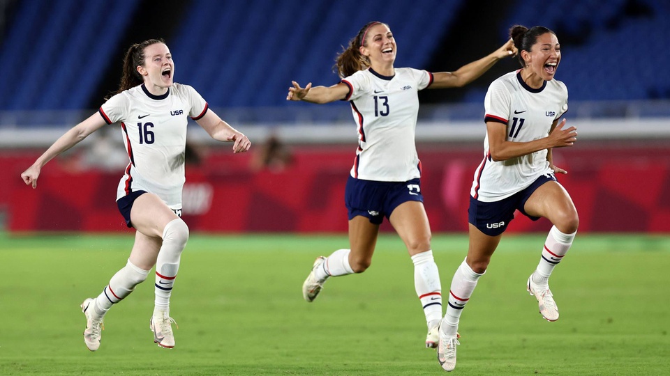 Alex Morgan: Cầu thủ xinh nhất ở bán kết bóng đá nữ Olympic 2020 - Ảnh 2.