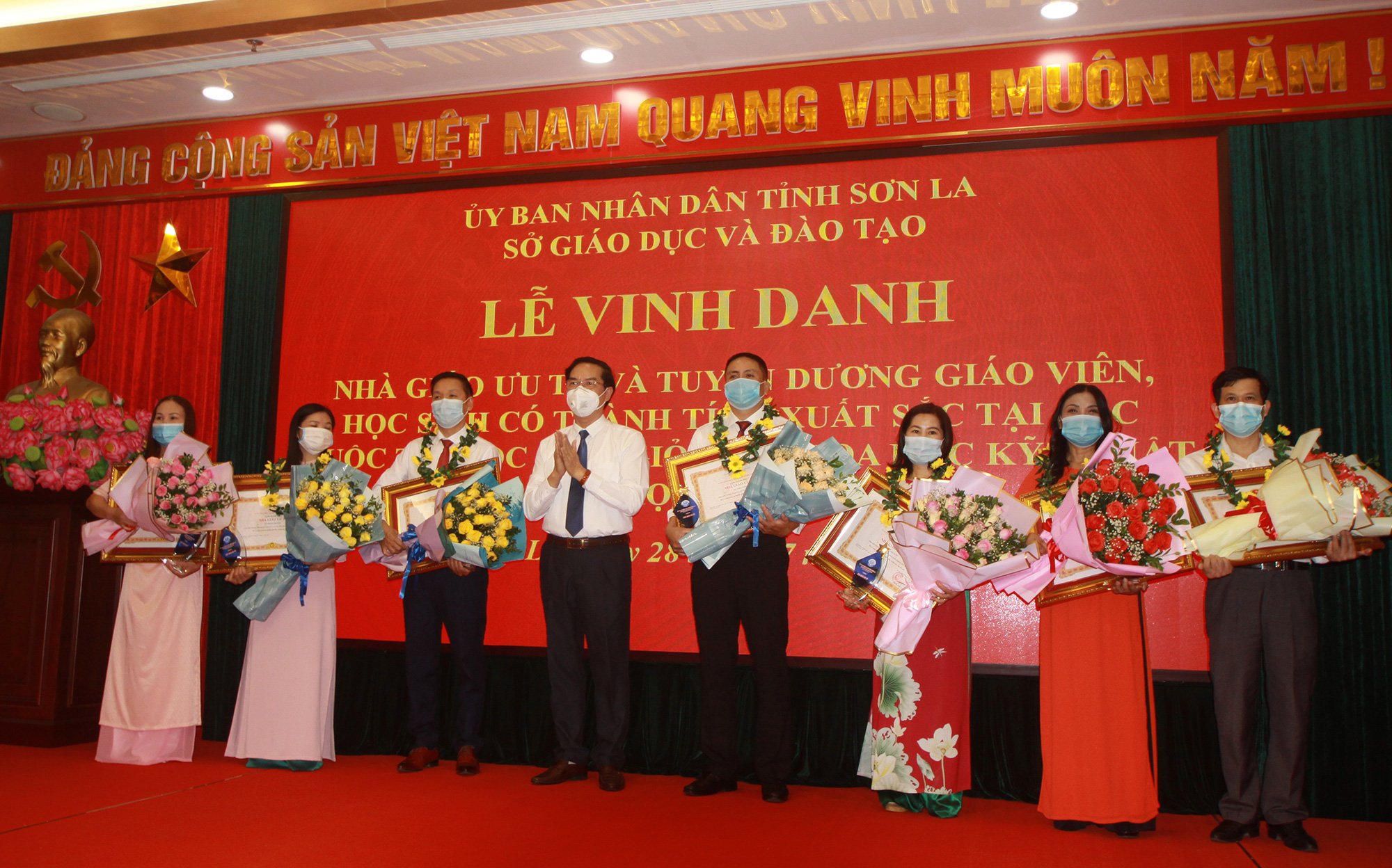 Sơn La: Nhiều đột phá trong giáo dục nhờ thực hiện tốt quy chế dân chủ - Ảnh 1. Sơn La: Nhiều đột phá trong giáo dục nhờ thực hiện tốt quy chế dân chủ - Ảnh 1.