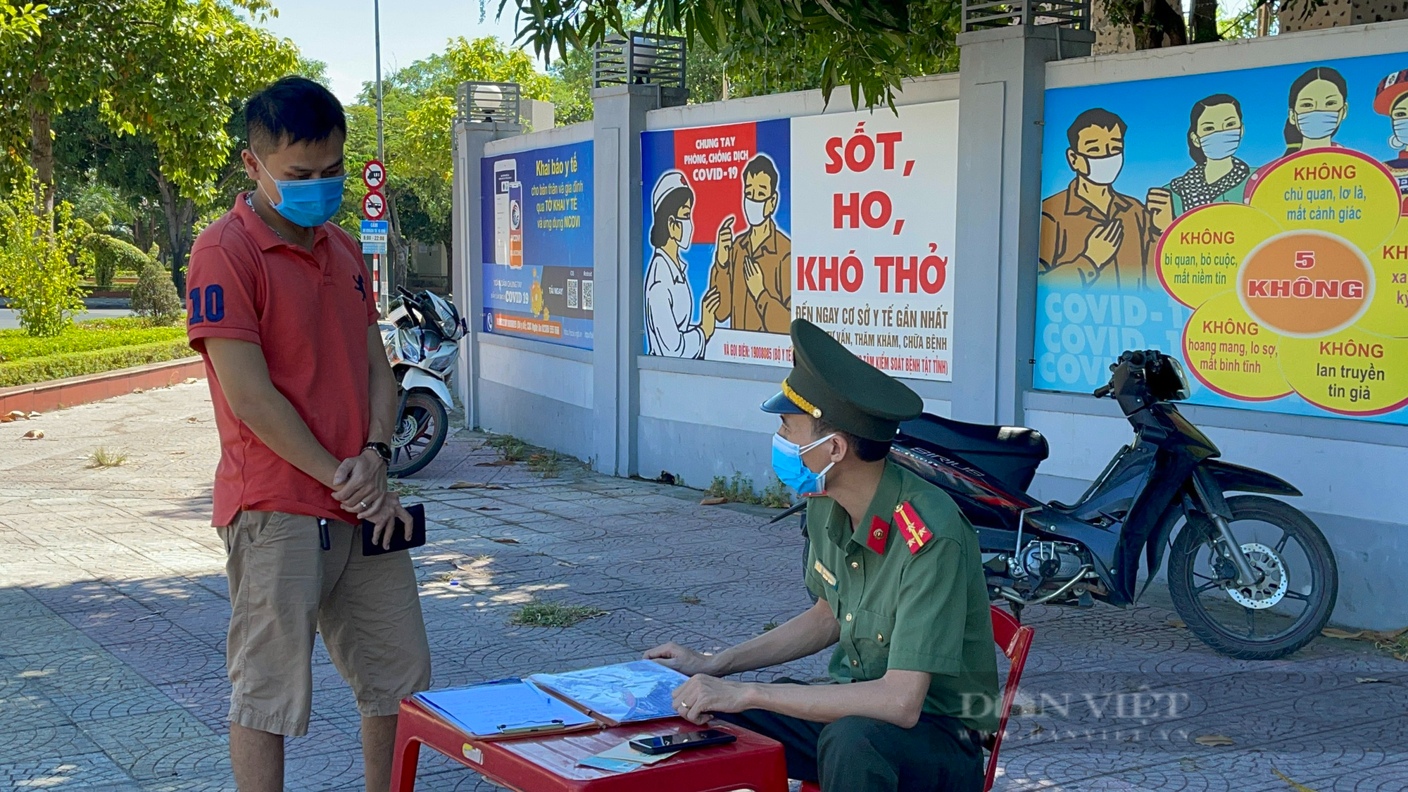 Tp Vinh: Lực lượng chức năng và 25 phường xã ra quân xử lý người vi phạm chỉ thị 16 trong phòng chống dịch covid - Ảnh 5.
