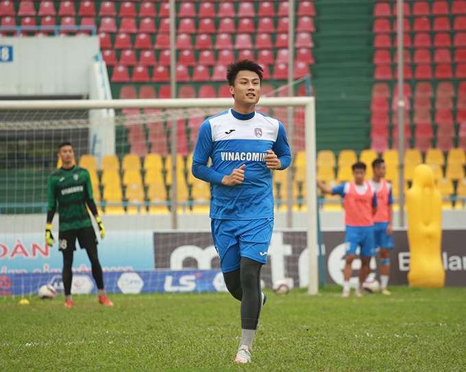 V.League hủy giải, Mạc Hồng Quân về Czech chơi cho đội hạng 4  - Ảnh 1.
