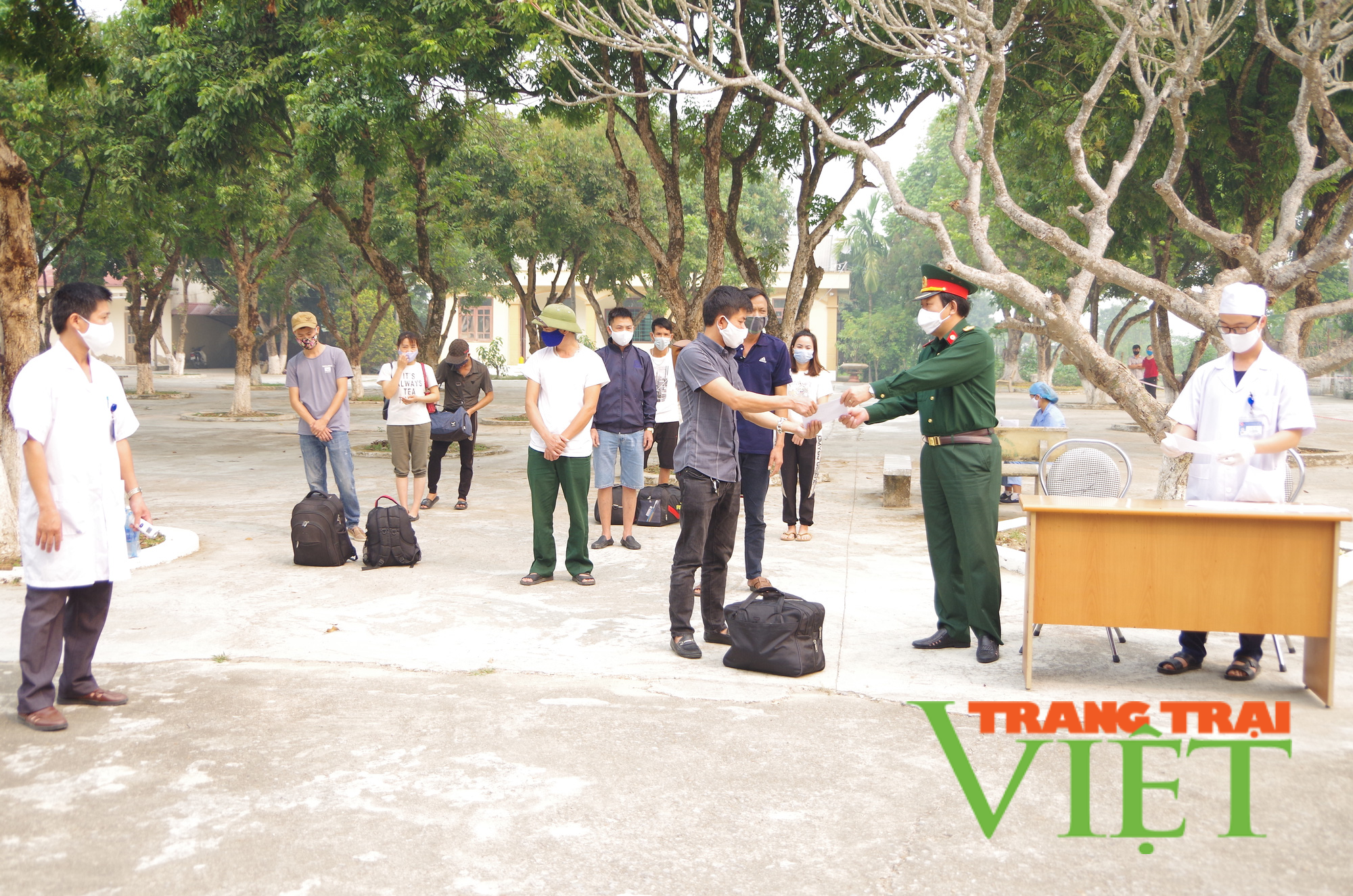 Bộ CHQS tỉnh Điện Biên:Nỗ lực trong công tác phòng, chống dịch Covid-19 và sẵn sàng bảo vệ Tổ quốc - Ảnh 5. Bộ CHQS tỉnh Điện Biên:Nỗ lực trong công tác phòng, chống dịch Covid-19 và sẵn sàng bảo vệ Tổ quốc - Ảnh 5.