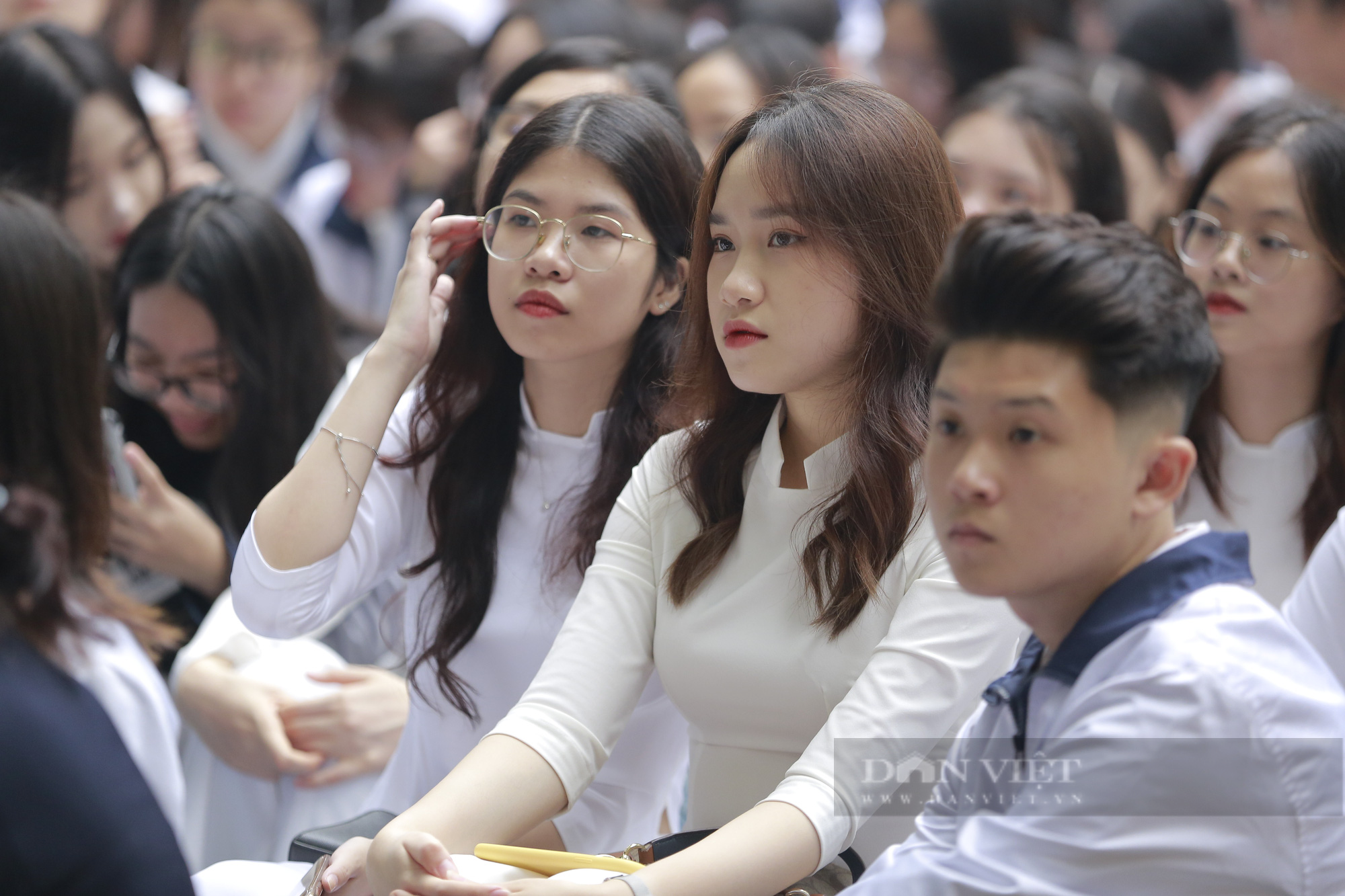 Bắt đầu thời gian điều chỉnh nguyện vọng đại học, có 12 &quot;lỗi&quot; thí sinh hay bị vướng  - Ảnh 1.