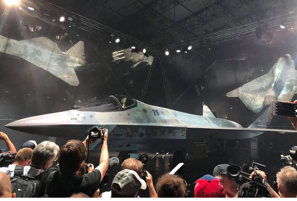 Tiêm kích Su-75 liệu có thành đối thủ truyền kiếp của F-22, F-35 - Ảnh 5.