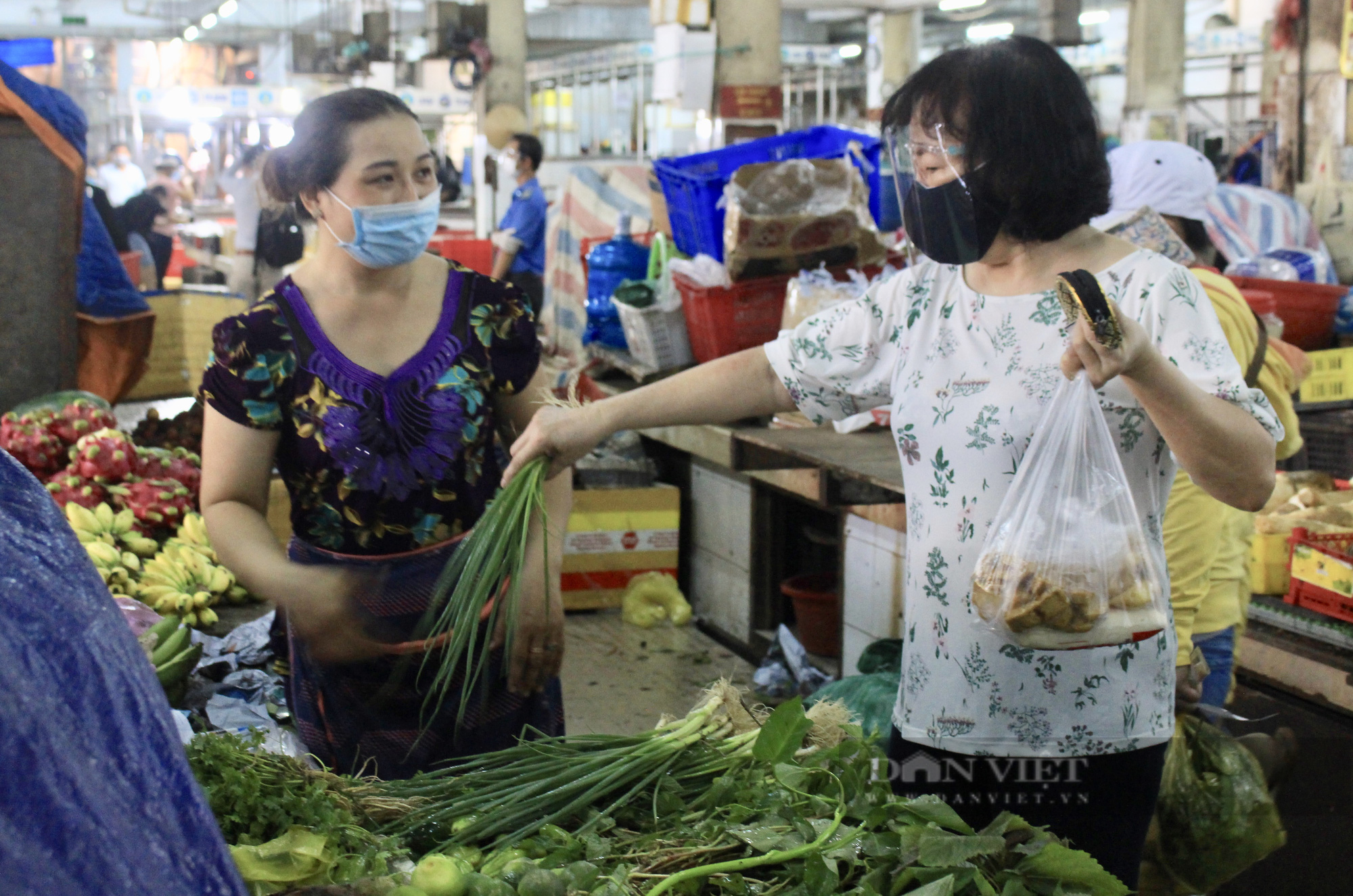 TP.HCM: Thêm nhiều chợ mở lại - Ảnh 1.