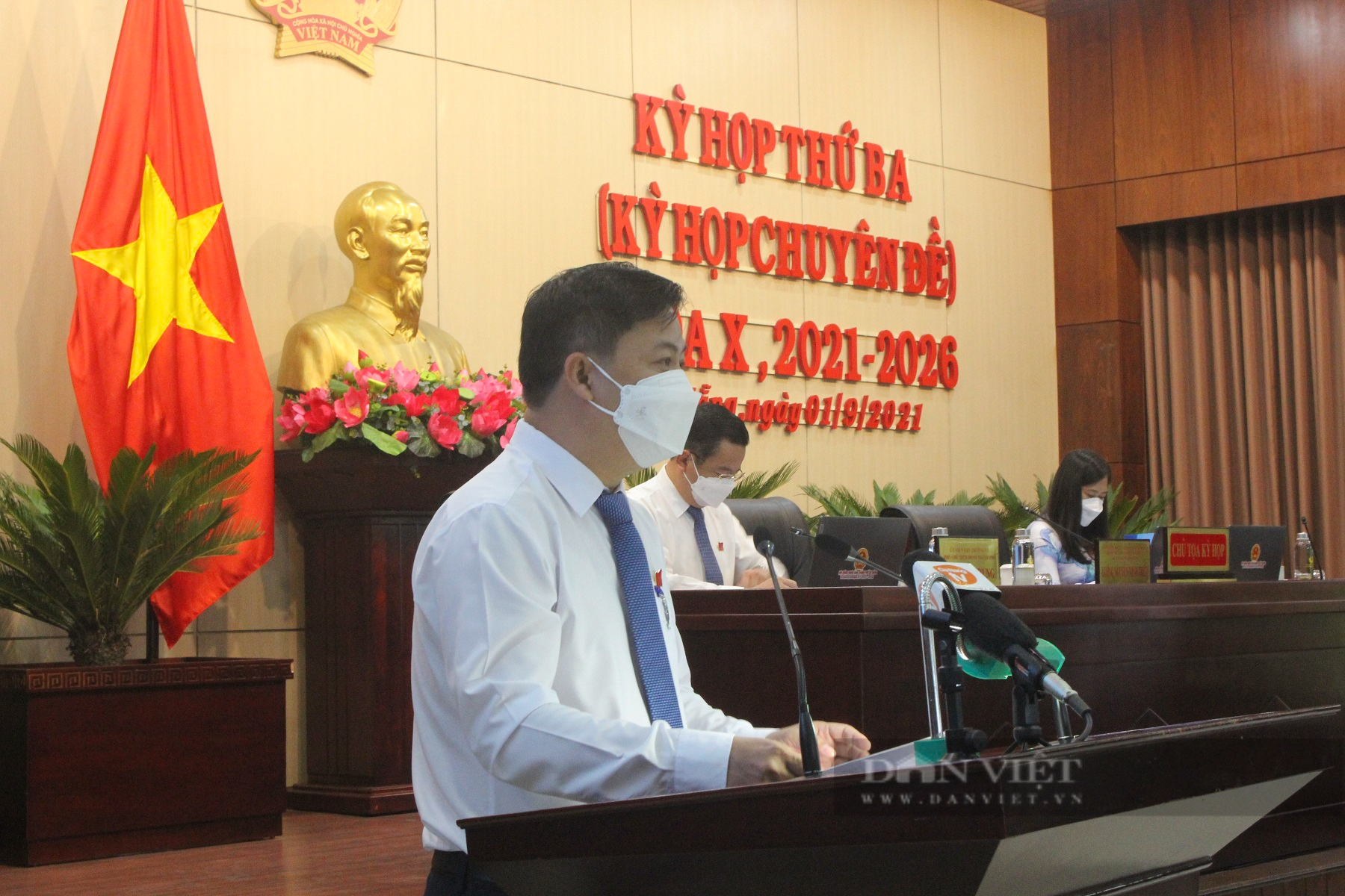 2 Phó chủ tịch UBND TP.Đà Nẵng vừa trúng cử nhận được bao nhiêu phiếu bầu? - Ảnh 1.