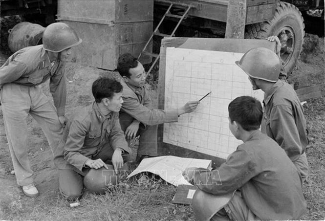Vì sao Pháo Đài Bay B-52 thua đậm khi tham chiến ở Việt Nam - Ảnh 13.