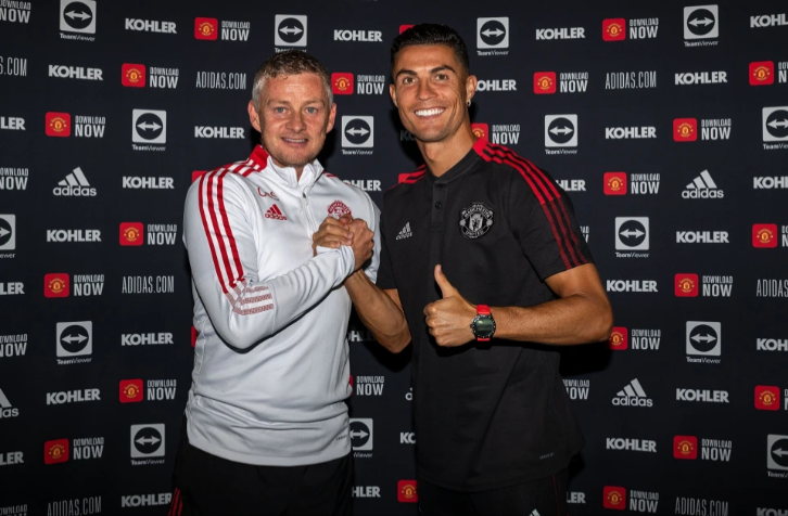 M.U lỗ 92 triệu bảng, Woodward tuyên bố không lo vì đã có Ronaldo - Ảnh 1.