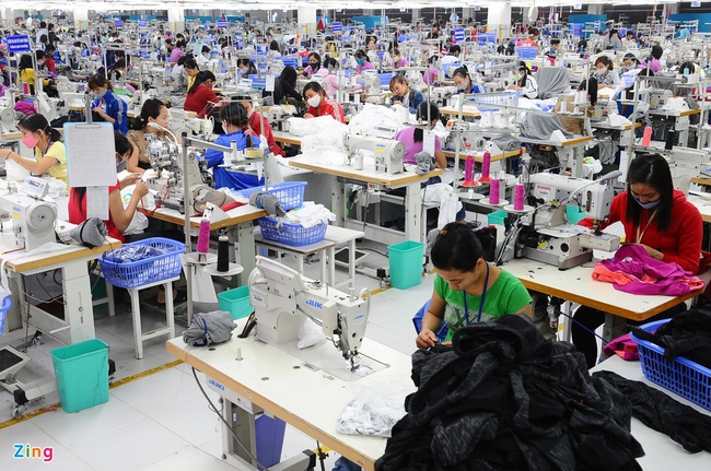 GDP quý III giảm 6,17%, sâu nhất trong lịch sử - Ảnh 1.