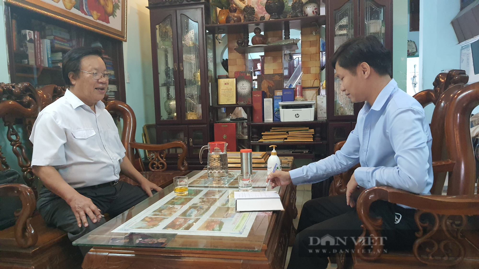 Người đầu tiên “khai phá” Tour du ngoạn Đà Nẵng về đêm trên sông Hàn, trở thành Nông dân Việt Nam xuất sắc 2021 - Ảnh 2.