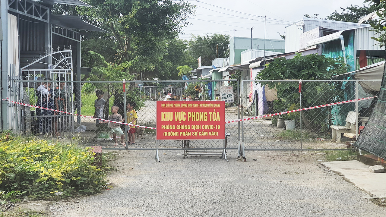 Kiên Giang: Áp dụng Chỉ thị 19 từ ngày 30/9, học sinh đến trường từ ngày 18/10 - Ảnh 1.