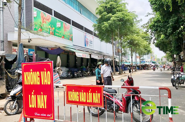 Quảng Ngãi: Tái đóng cửa chợ lớn nhất tỉnh trở lại vì có F0 cộng đồng khu vực gần  - Ảnh 1.