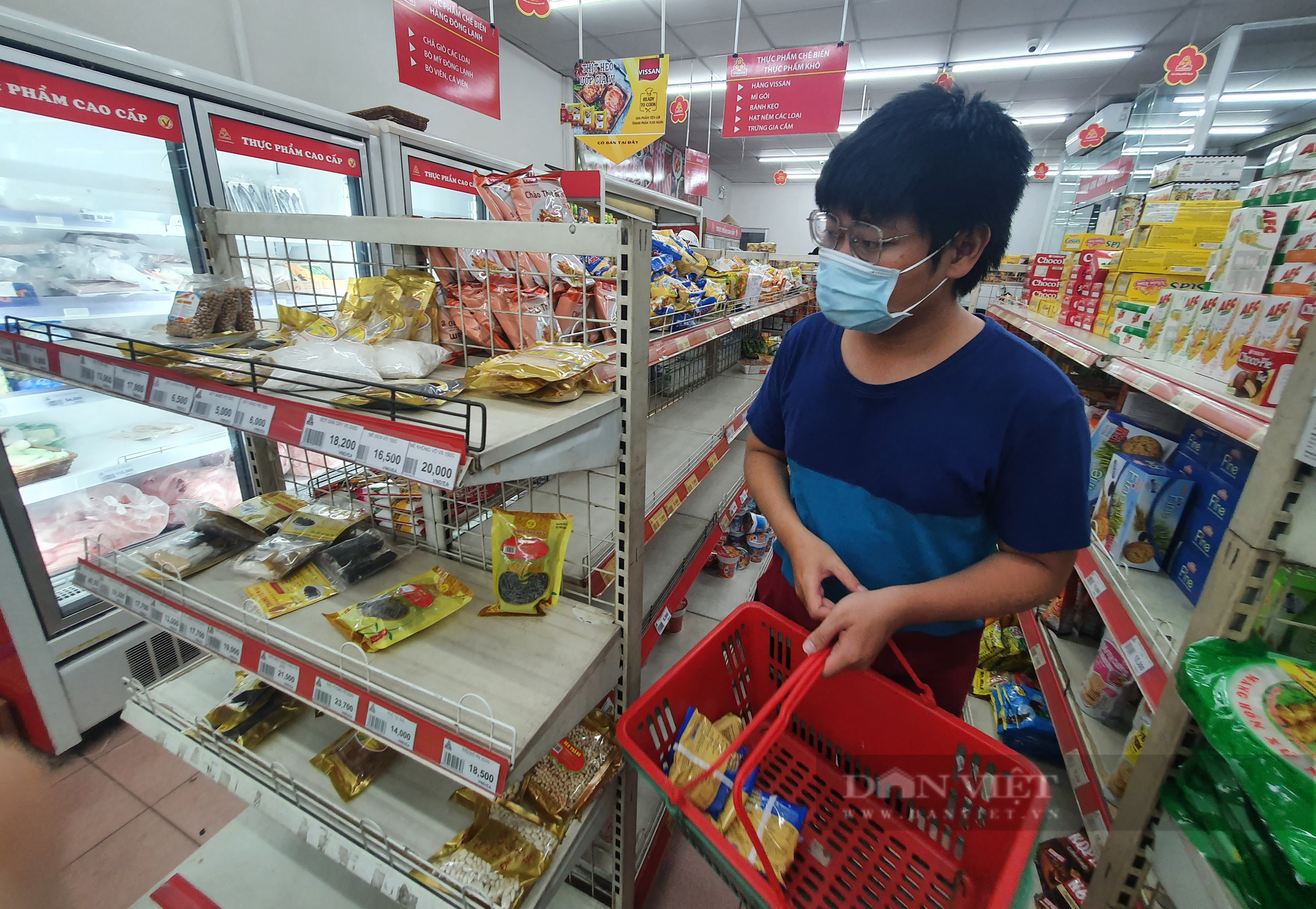 Giá bột mì, bột gạo cao chót vót, nguy cơ đứt nguồn cung mì ăn liền - Ảnh 3.