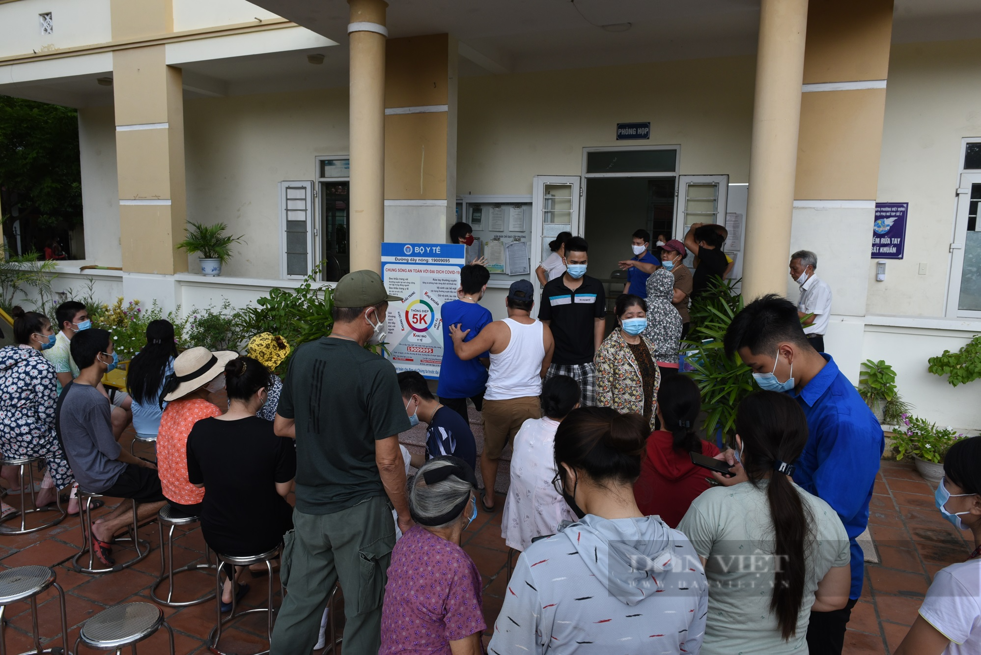 Hà Nội: Cần tránh tập trung đông người khi xét nghiệm Covid-19 ở cộng đồng - Ảnh 14.