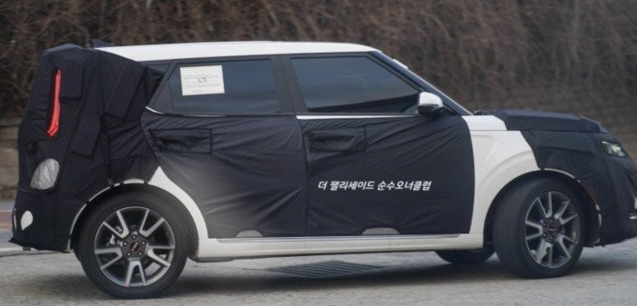 Kia Soul phiên bản nâng cấp, đầu xe giống Kia K3 - Ảnh 3. Kia Soul phiên bản nâng cấp, đầu xe giống Kia K3 - Ảnh 3.