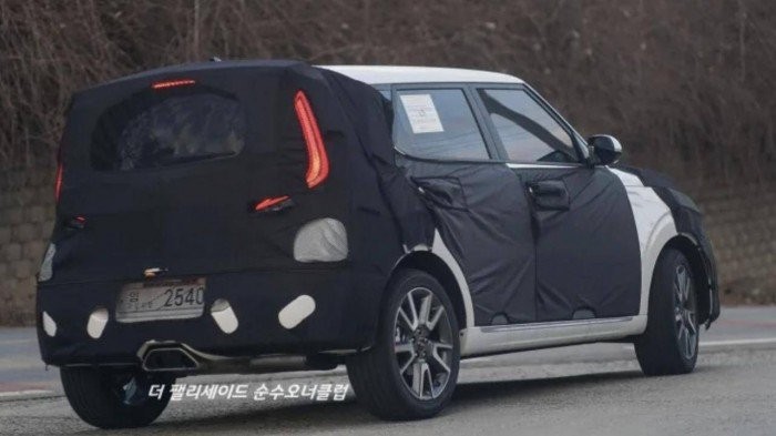 Kia Soul phiên bản nâng cấp, đầu xe giống Kia K3 - Ảnh 4. Kia Soul phiên bản nâng cấp, đầu xe giống Kia K3 - Ảnh 4.
