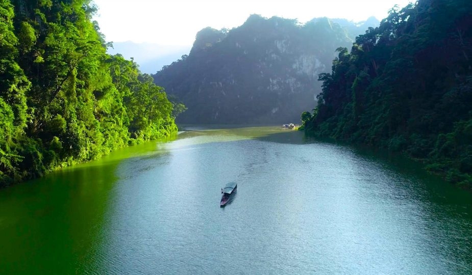 Sông Gâm đẹp mê hồn vùng Đông Bắc - Ảnh 1.