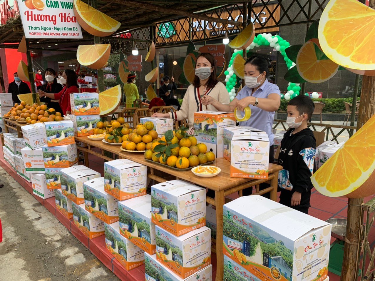 Khai mạc Tuần lễ cam Vinh và khai trương Siêu thị Winmart Vinh   - Ảnh 5.