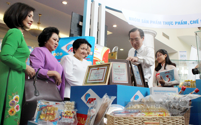 Nhóm ngành hàng lương thực thực phẩm TP.HCM còn gặp nhiều khó khăn trong bối cảnh kinh doanh mới. Ảnh: Nguyên Vỹ