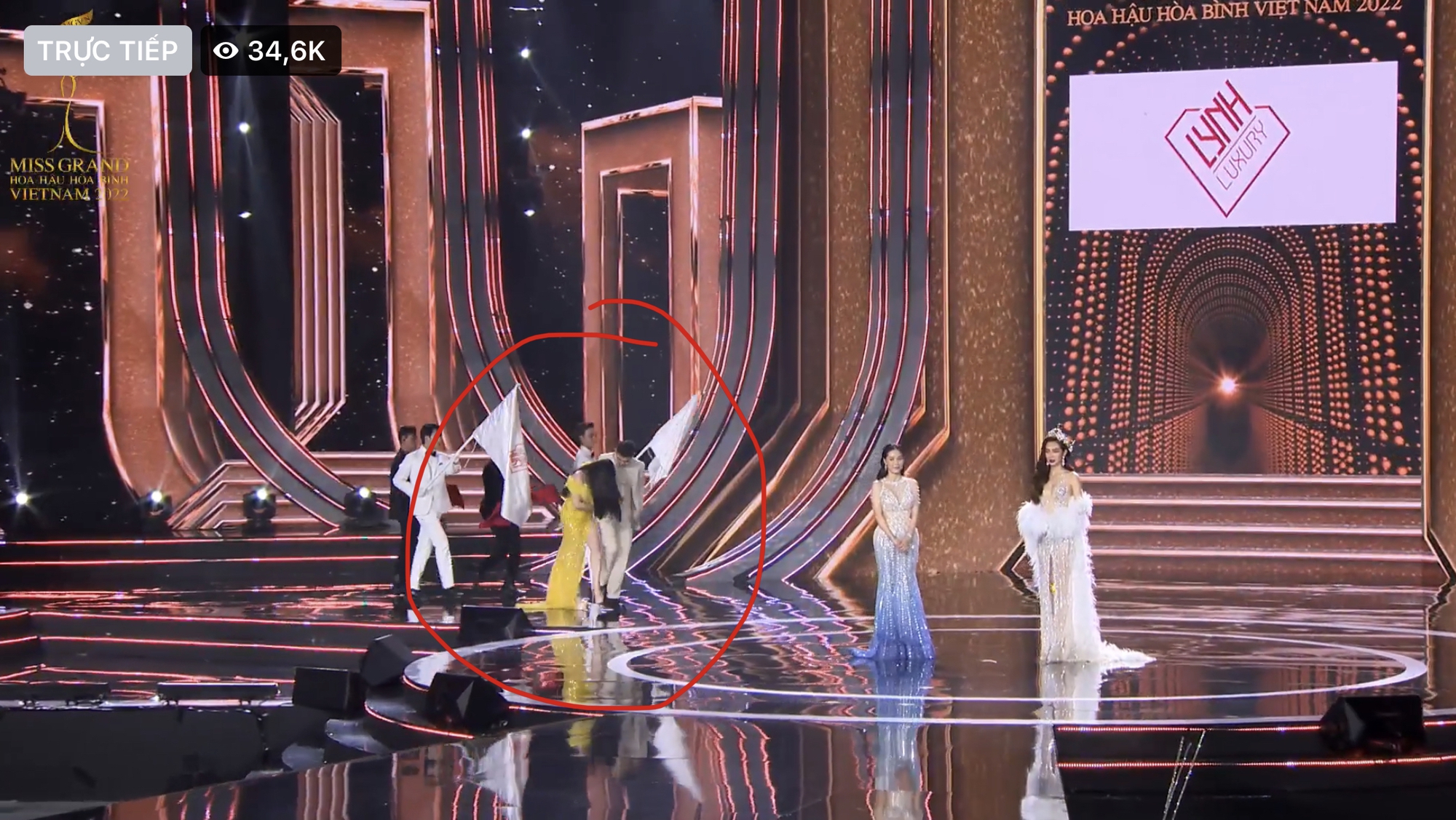 Loạt sự cố trong đêm chung kết Miss Grand Vietnam 2022 - Ảnh 2.
