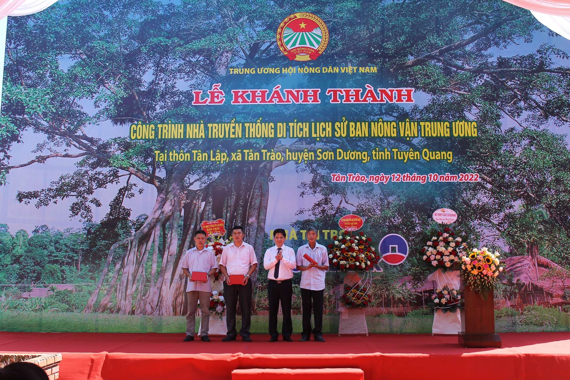 Trung ương Hội Nông dân Việt Nam tổ chức khánh thành Nhà truyền thống di tích lịch sử Ban Nông vận Trung ương - Ảnh 9.