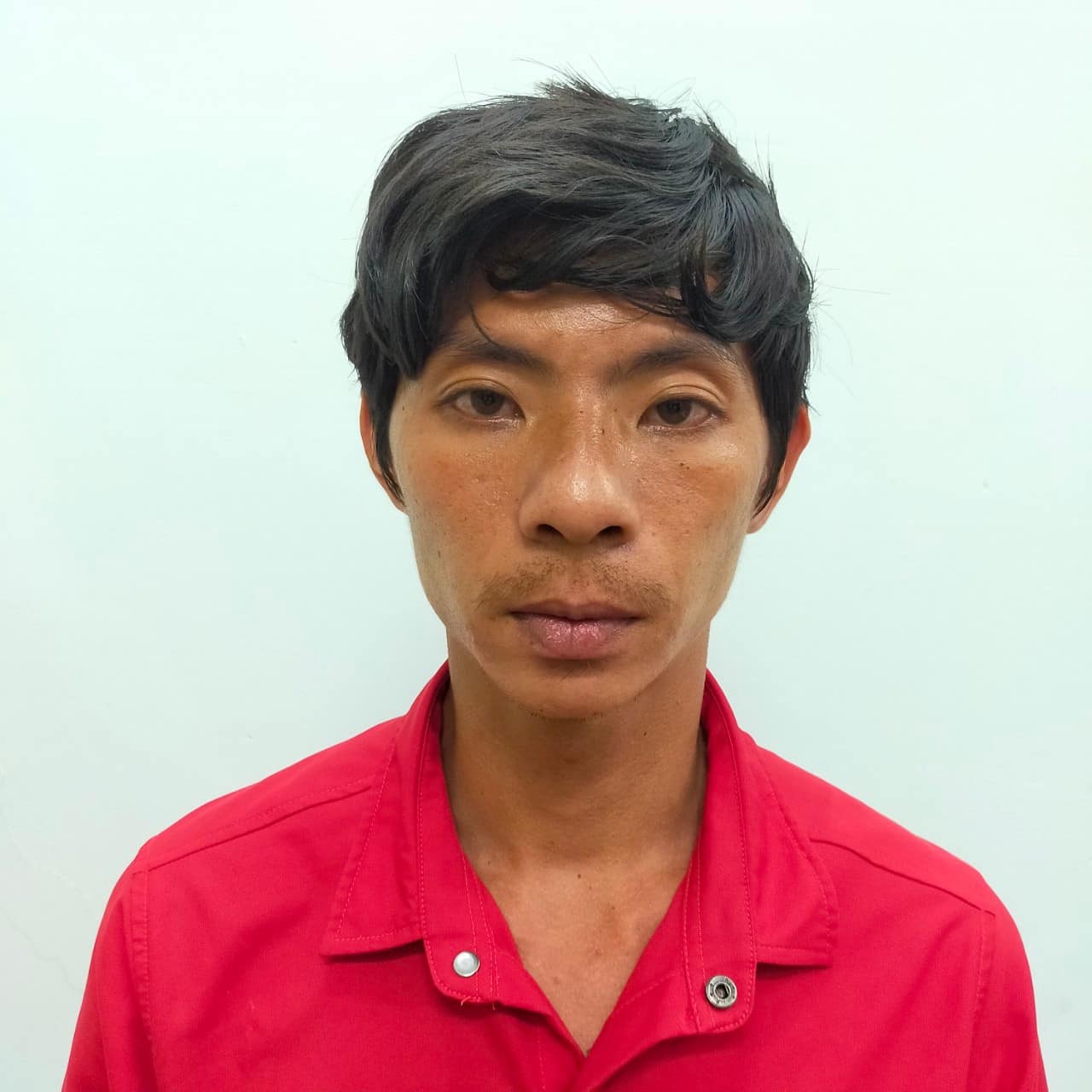 Bắt thanh niên lừa bán ô tô cũ rồi yêu cầu chuyển cọc, chiếm đoạt tiền - Ảnh 1.