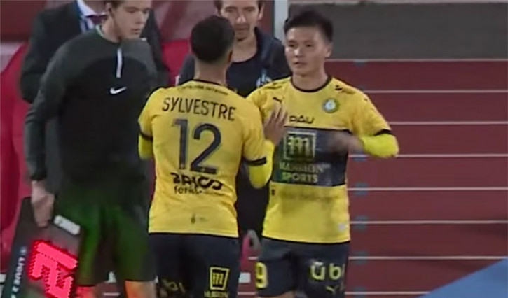Bất ngờ trước hạn chế lớn nhất của Quang Hải tại Pau FC - Ảnh 2.