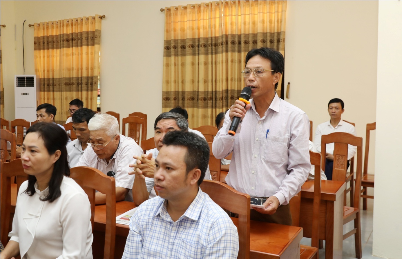 Cử tri huyện Đan Phượng kiến nghị tăng lương cho cán bộ cấp xã - Ảnh 1.