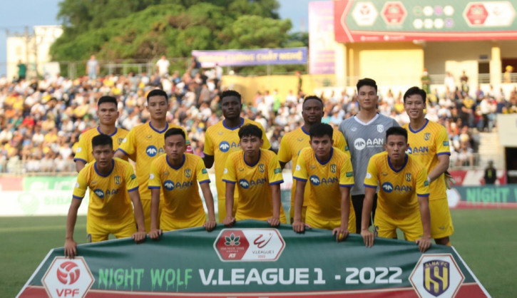 4 tấm thẻ đỏ của SLNA ở V.League 2022: &quot;Chém đinh, chặt sắt&quot; trở lại? - Ảnh 3.