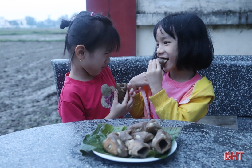 Bánh tu hú, món ăn dân dã tuổi thơ của người Hà Tĩnh - Ảnh 1.