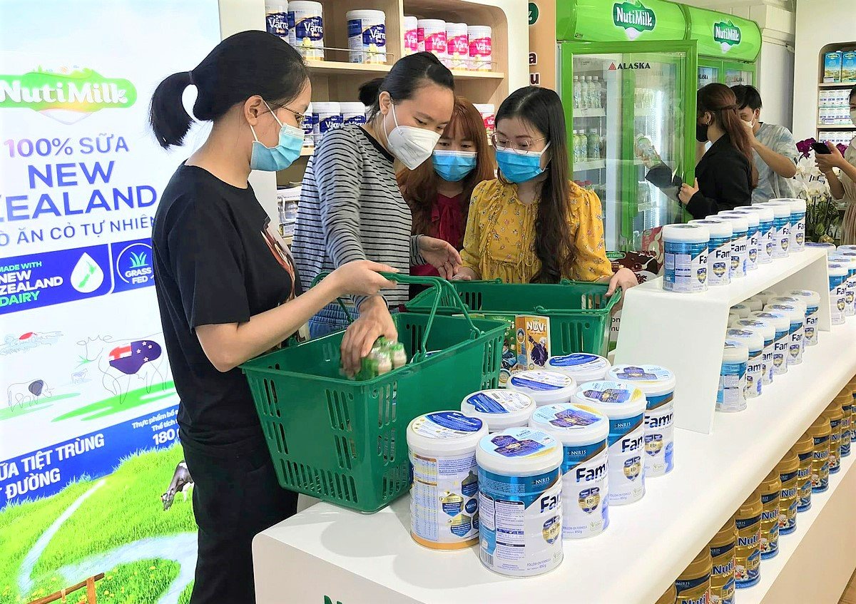 Nutifood được Forbes Việt Nam vinh danh top 25 thương hiệu F&B dẫn đầu thị trường 2022 - Ảnh 3.