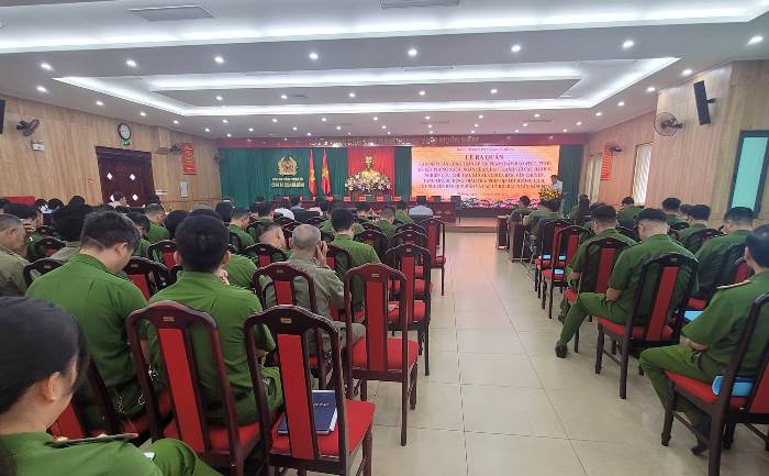Quận Hà Đông ra quân cao điểm trấn áp tội phạm, đảm bảo an ninh dịp Tết - Ảnh 1.