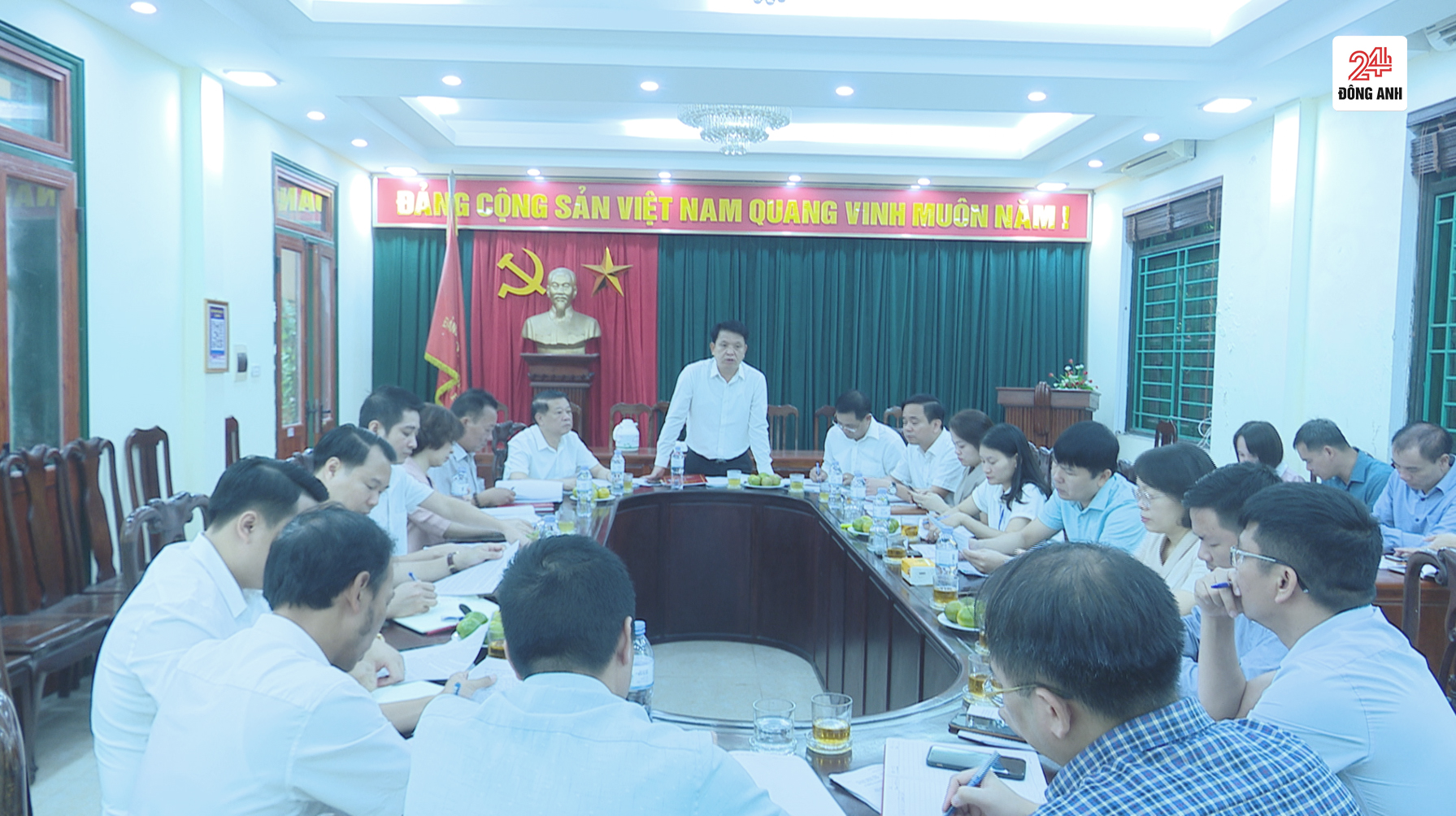 Huyện ủy Đông Anh kiểm tra tiến độ giải quyết 2 vụ việc phức tạp tại xã Vân Hà - Ảnh 1.