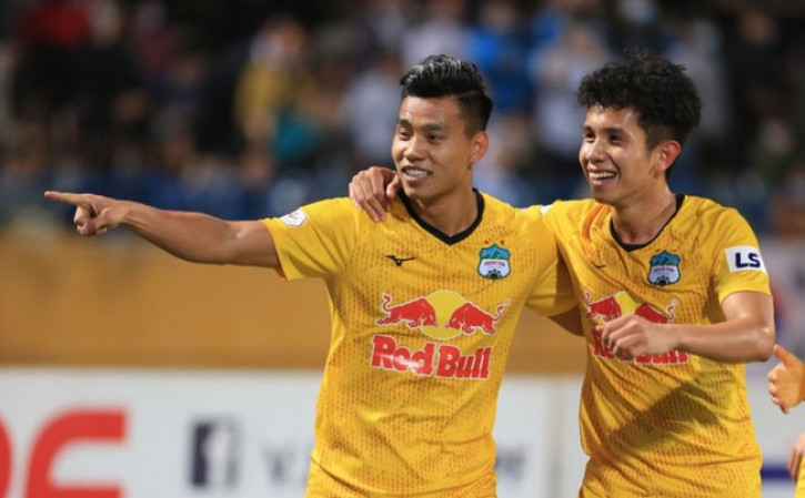 3 CLB V.League &quot;đại chiến&quot; vì Văn Thanh - Hồng Duy - Ảnh 1.