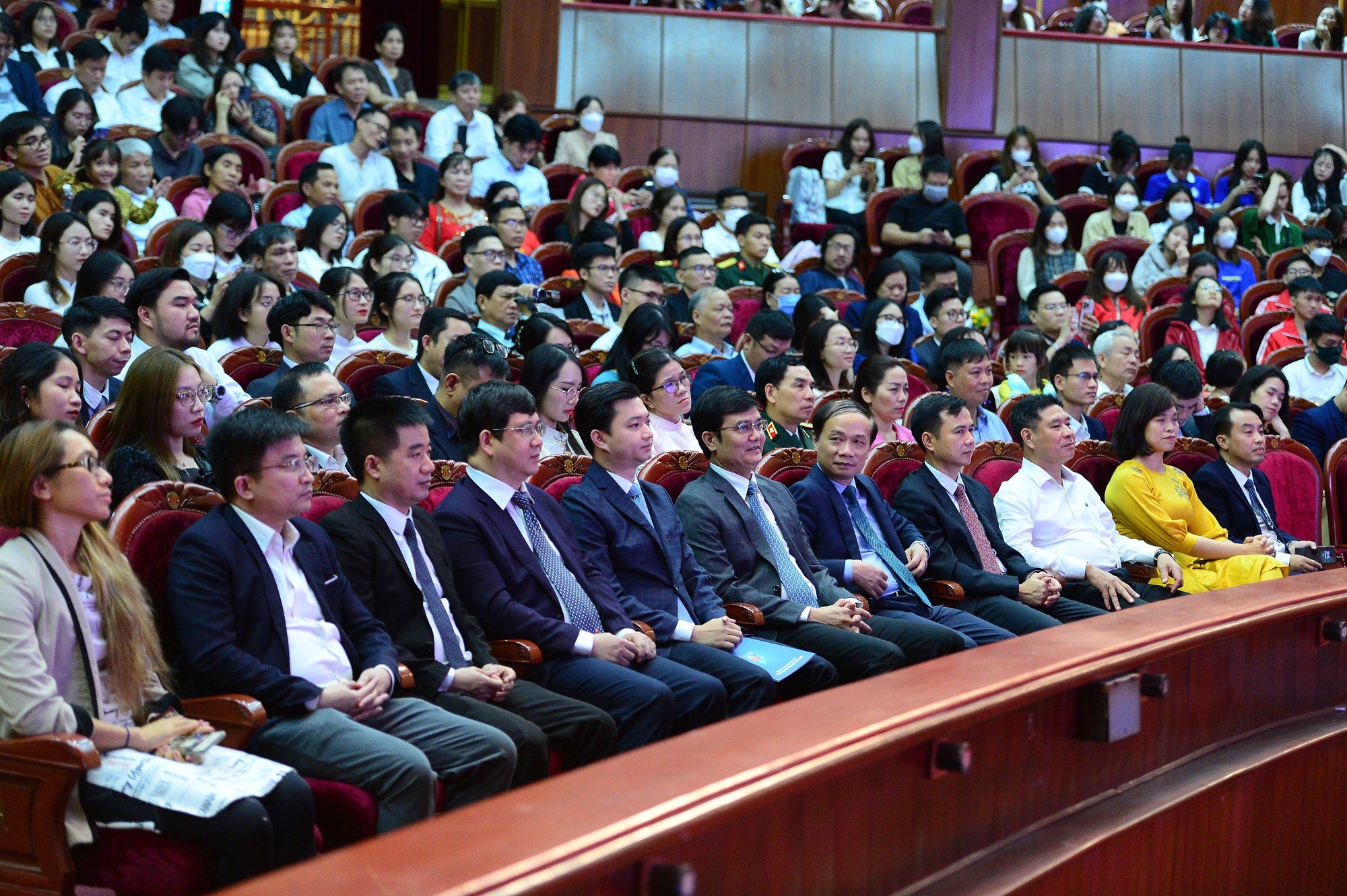 Trà Dr Thanh lần thứ 11 đồng hành cùng Giải thưởng Quả cầu vàng - Ảnh 1.