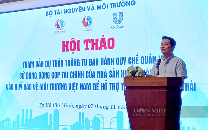 Hội thảo tham vấn dự thảo Thông tư tư ban hành Quy chế quản lý, sử dụng đóng góp tài chính của nhà sản xuất, nhập khẩu vào Quỹ Bảo vệ môi trường Việt Nam để hỗ trợ tái chế, xử lý chất thải, tổ chức tại TP.HCM. Ảnh: Trần Khánh