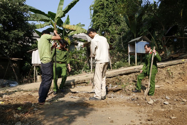 Lai Châu: Xây dựng 600 căn nhà cho hộ nghèo - Ảnh 1.