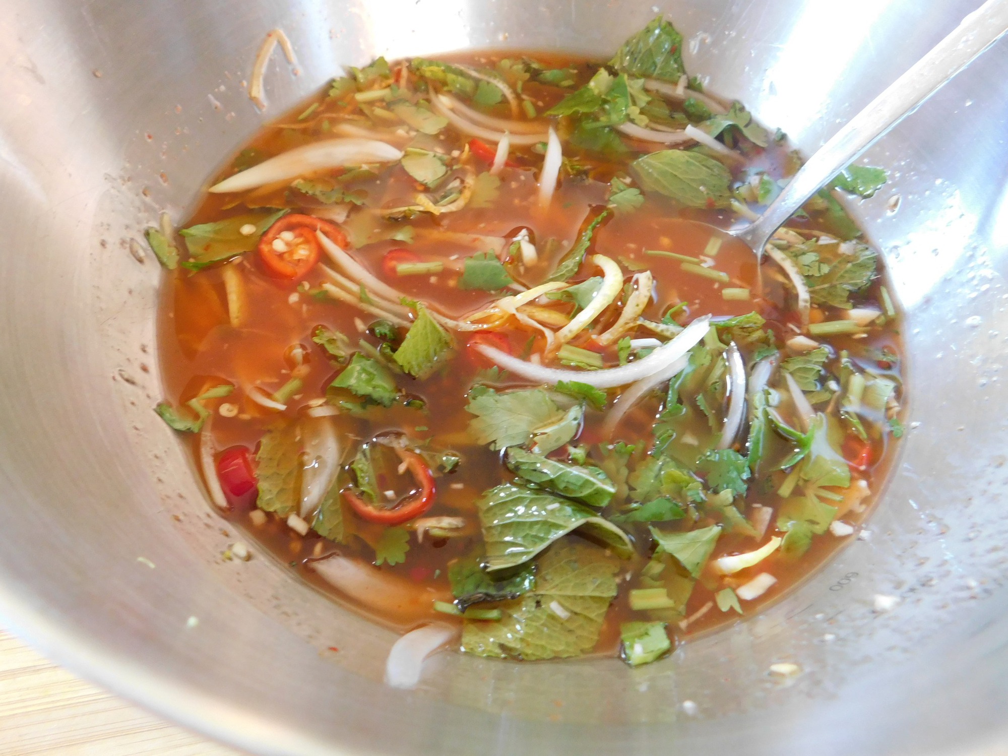 Chân gà ngâm chua ngọt - Ảnh 5.