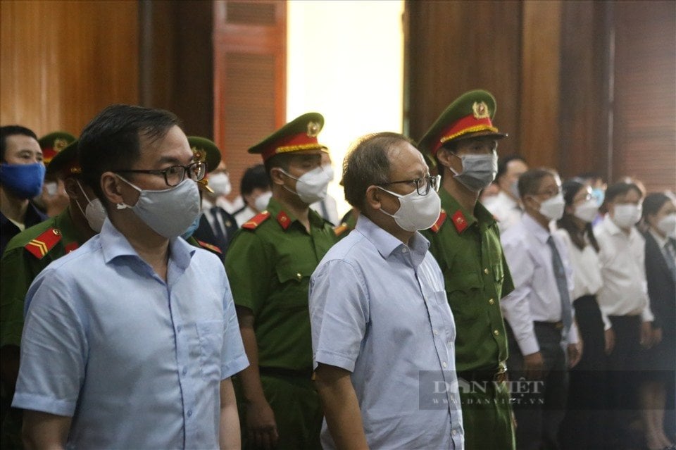 Vụ SADECO: Bị cáo Tất Thành Cang kháng cáo, cho rằng hình phạt 10 năm tù quá nặng - Ảnh 1.