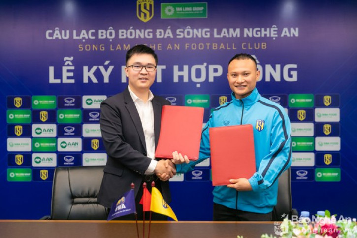 5 thương vụ đình đám nhất V.League 2022: SLNA chiếm 3 vụ - Ảnh 3.