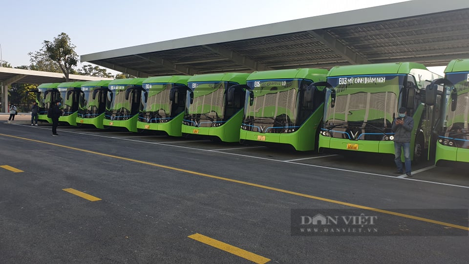 TP.HCM: Chấp thuận thí điểm 5 tuyến xe buýt điện, trợ giá hơn 44% trong 2 năm  - Ảnh 1.