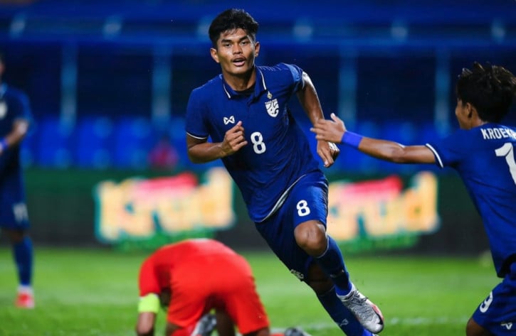 U23 Việt Nam cần dè chừng &quot;sát thủ&quot; 19 tuổi của U23 Thái Lan - Ảnh 2.