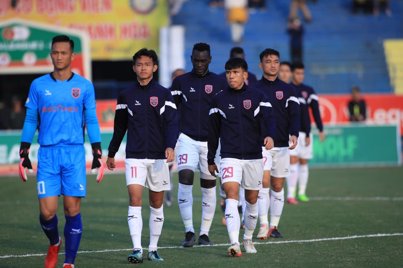Dawda Ceesay: Ngoại binh &quot;hàng hiệu&quot; giúp Becamex Bình Dương hồi sinh tại V.League là ai? - Ảnh 1.