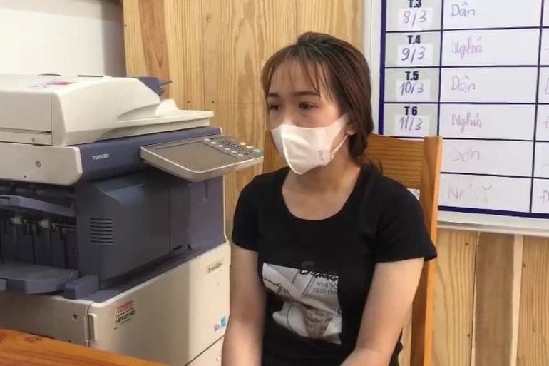 Nữ công nhân đâm chết người khi bị vây đánh ở Bình Phước có phải là phòng vệ chính đáng? - Ảnh 1.