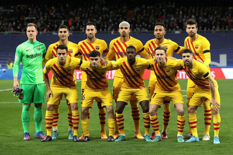 Top 10 CLB có doanh thu cao nhất thế giới: Man City lần đầu “lên đỉnh” - Ảnh 4.