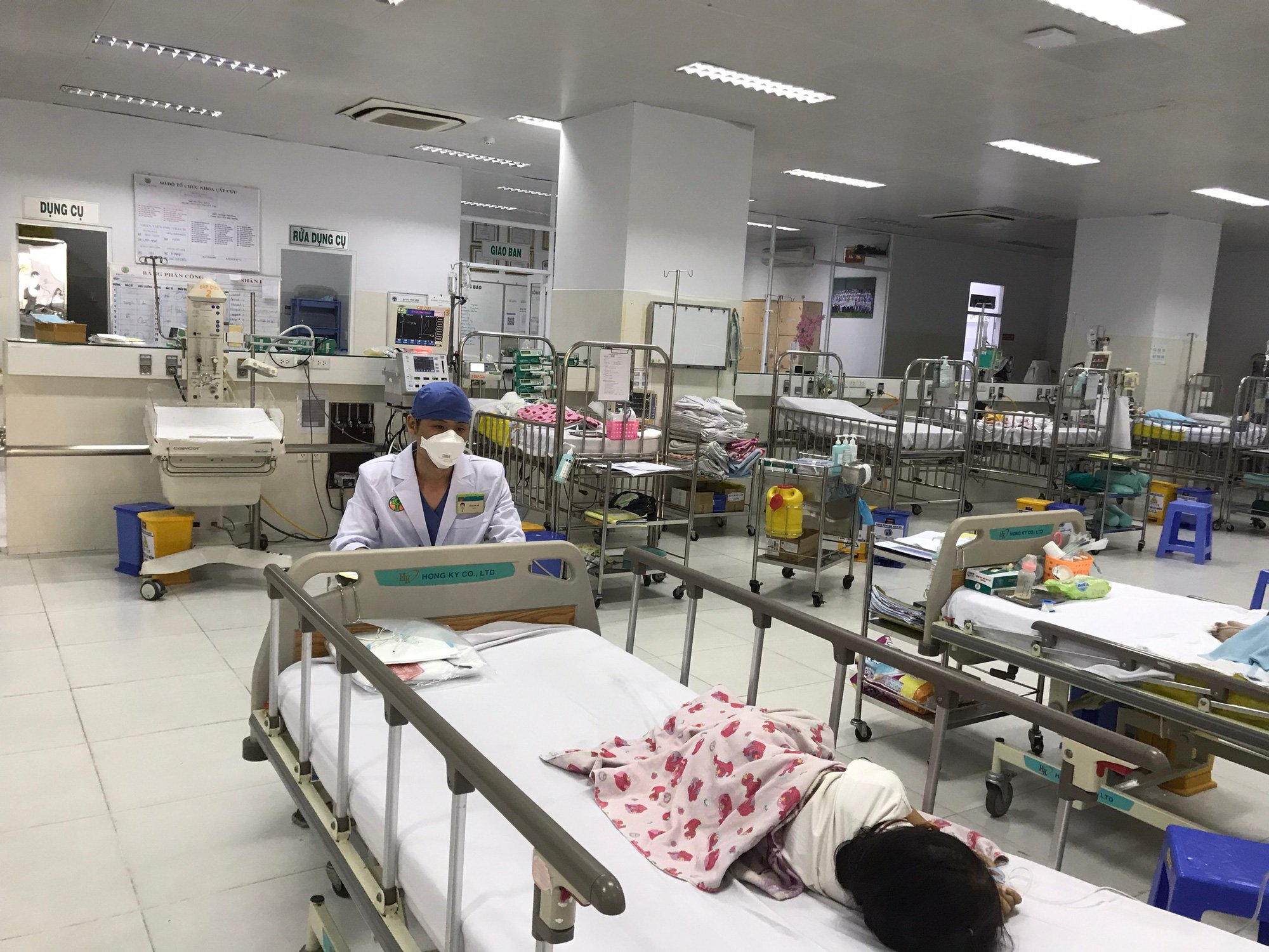 Tưởng đau đầu hậu Covid-19, bé gái 4 tuổi nhập viện vì u não - Ảnh 1.