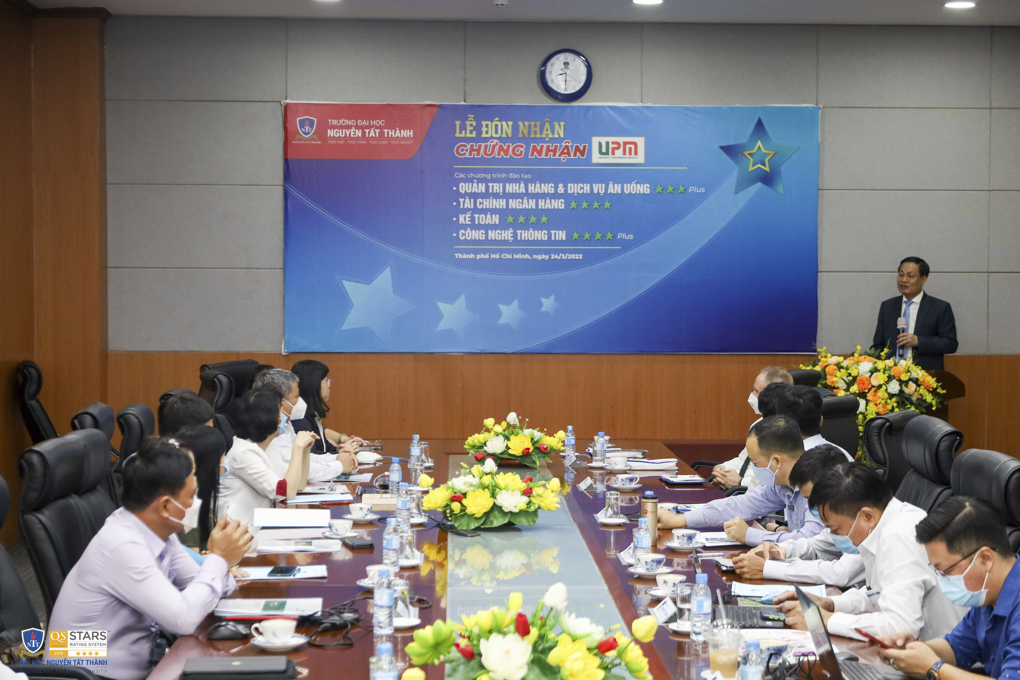 Trường ĐH ngoài công lập đầu tiên có 4 chương trình đào tạo được gắn sao UPM - Ảnh 1.